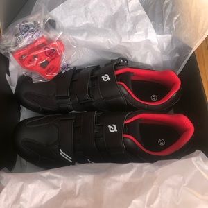 New Peloton shoes size 47 M 13 with cleats…